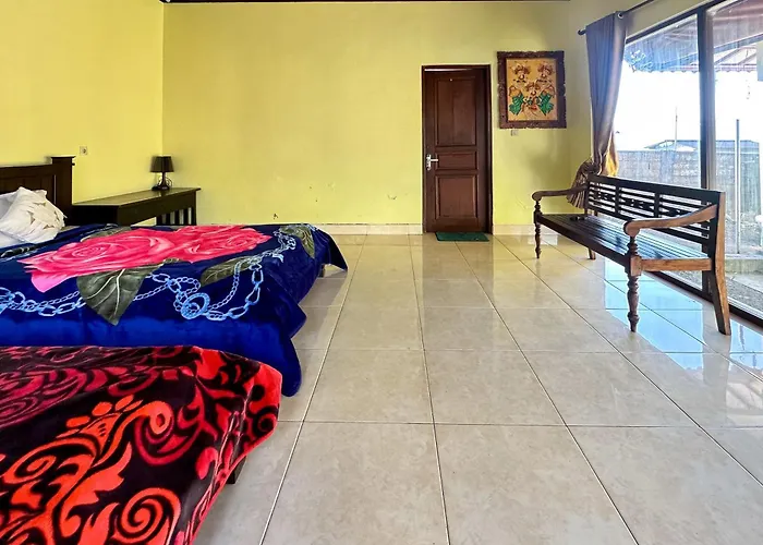 Baruna Side View