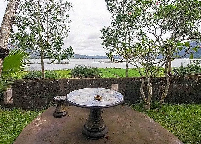 Baruna Side View Guest house